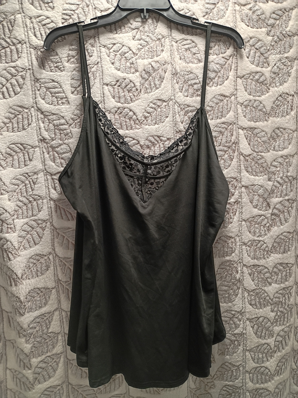 Rosegal Black Lace-Detail Camisole Tank